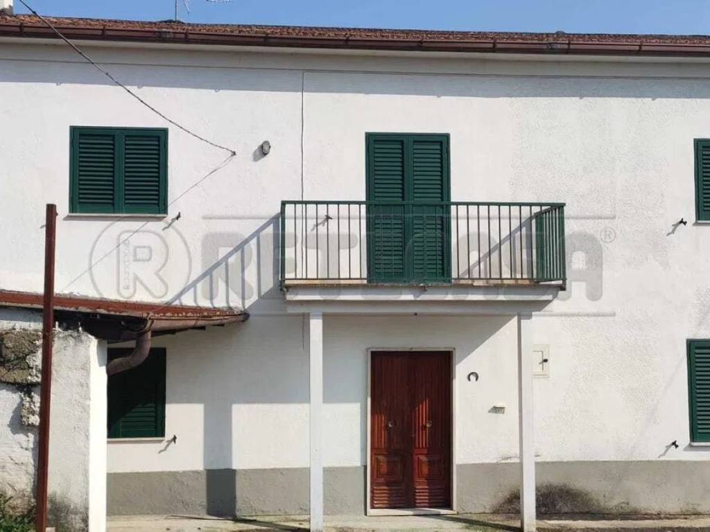 casa indipendente in vendita a Cassino in zona San Michele