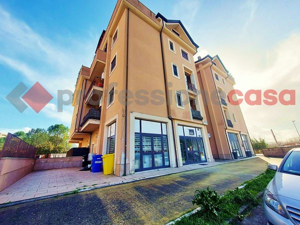 locale commerciale in vendita a Cassino