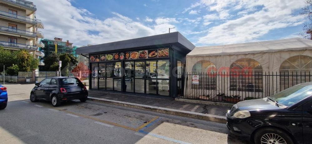 negozio in vendita a Cassino