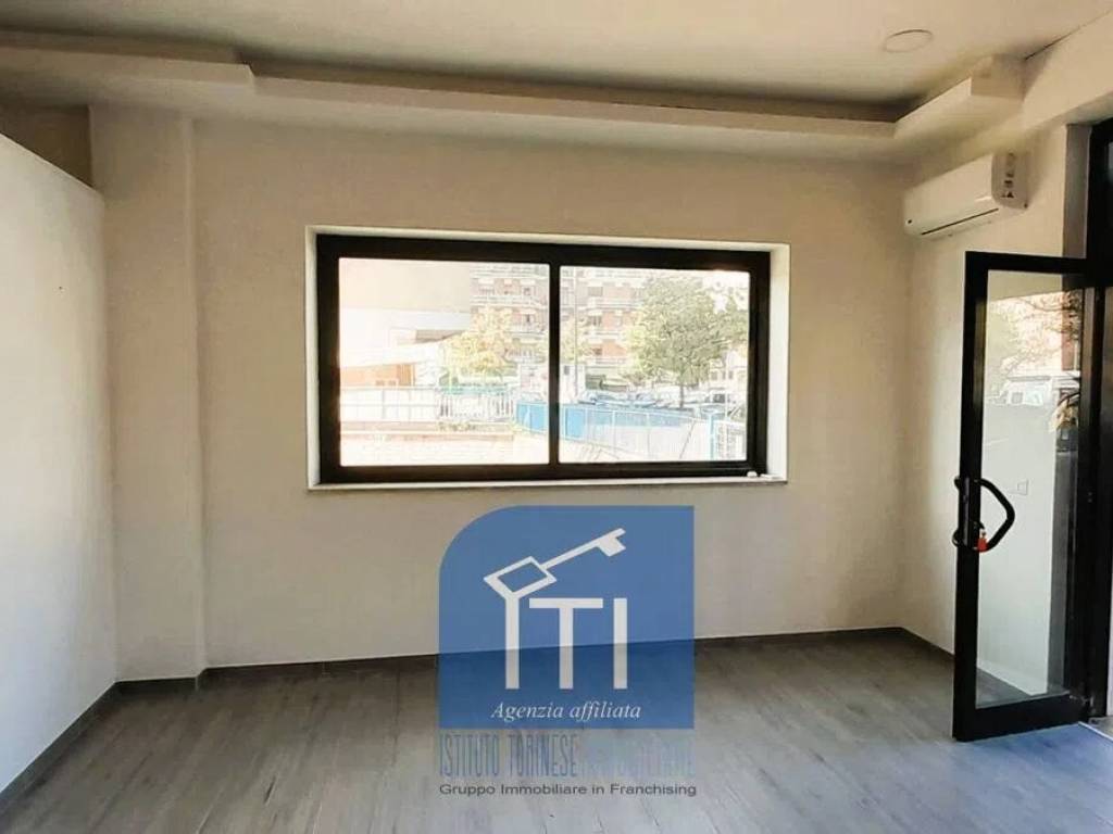 negozio in vendita a Cassino