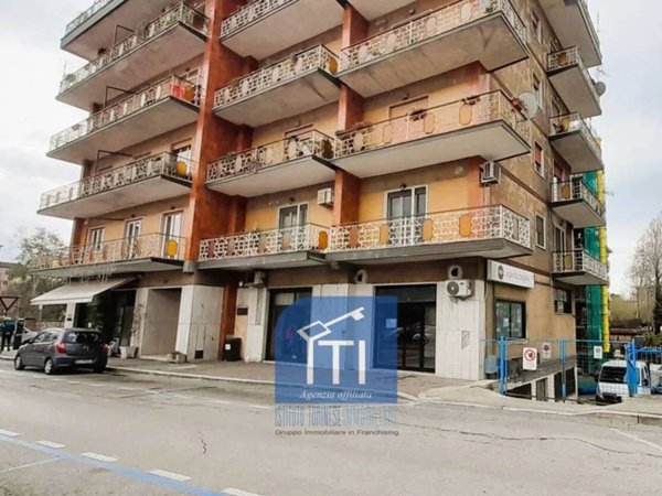 negozio in vendita a Cassino