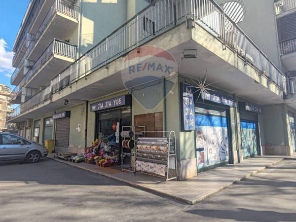 negozio in vendita a Cassino