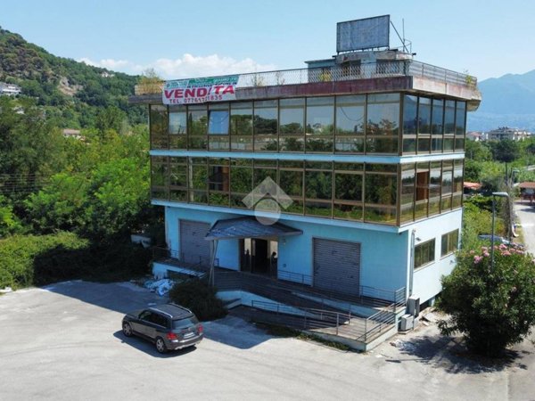 negozio in vendita a Cassino