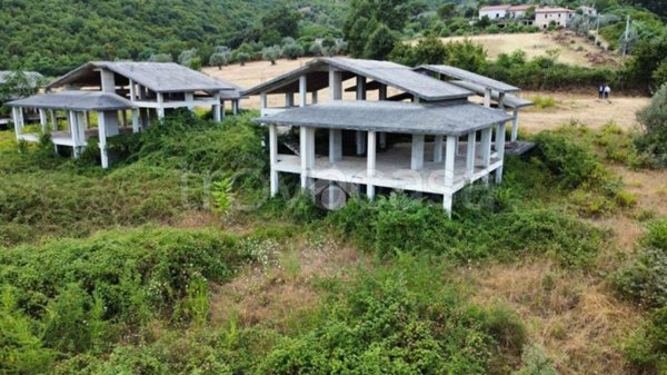 casa indipendente in vendita a Cassino in zona Caira