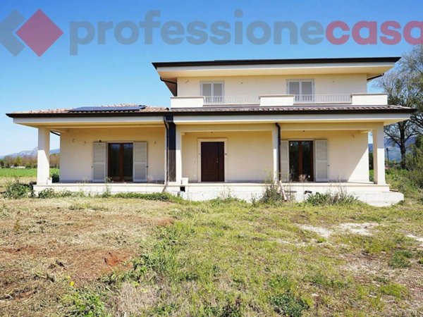 casa indipendente in vendita a Cassino