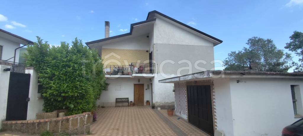 casa indipendente in vendita a Cassino
