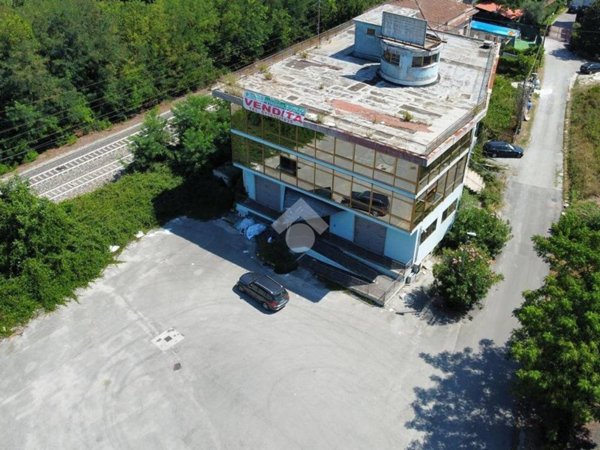 negozio in vendita a Cassino