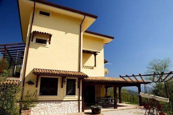 casa indipendente in vendita a Cassino in zona San Michele