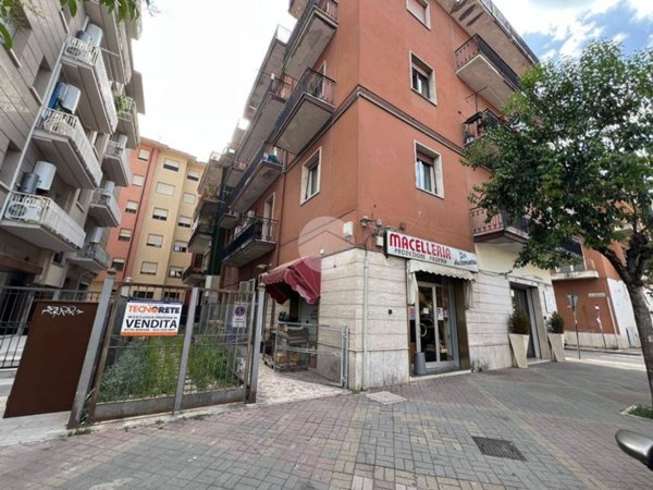 locale commerciale in vendita a Cassino