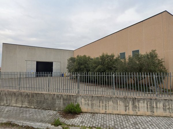 capannone in vendita a Cassino