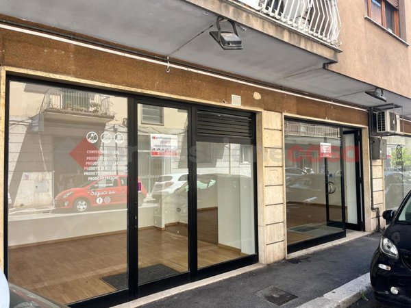negozio in vendita a Cassino