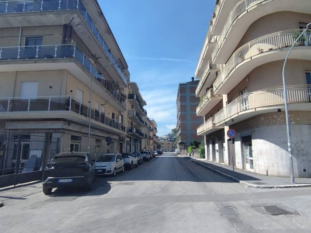 negozio in vendita a Cassino