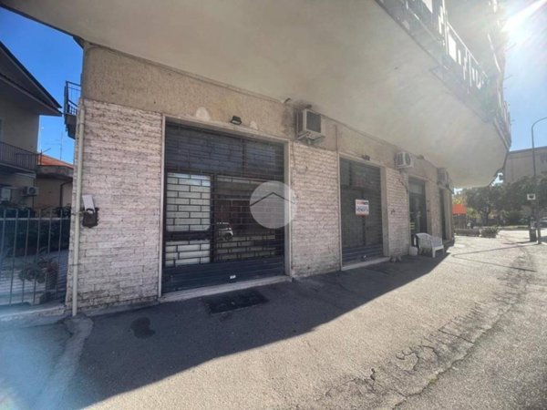 negozio in vendita a Cassino
