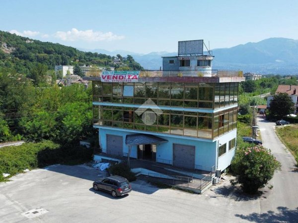negozio in vendita a Cassino