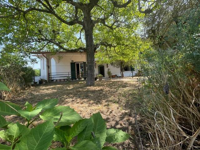 casa indipendente in vendita a Cassino