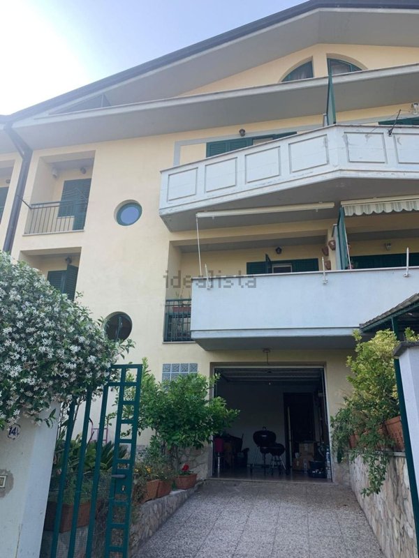 casa indipendente in vendita a Cassino