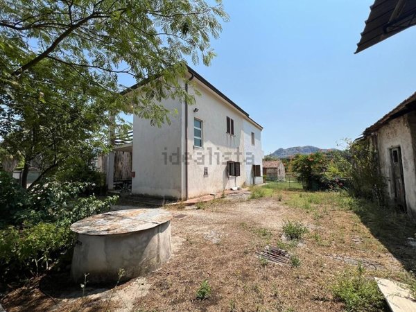 casa semindipendente in vendita a Cassino