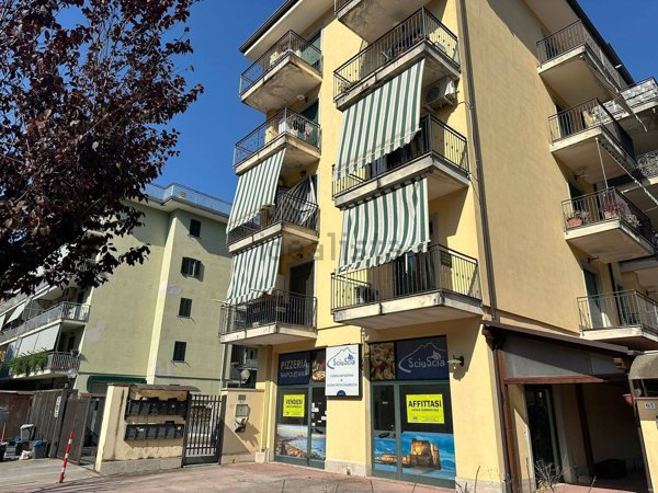 locale commerciale in vendita a Cassino