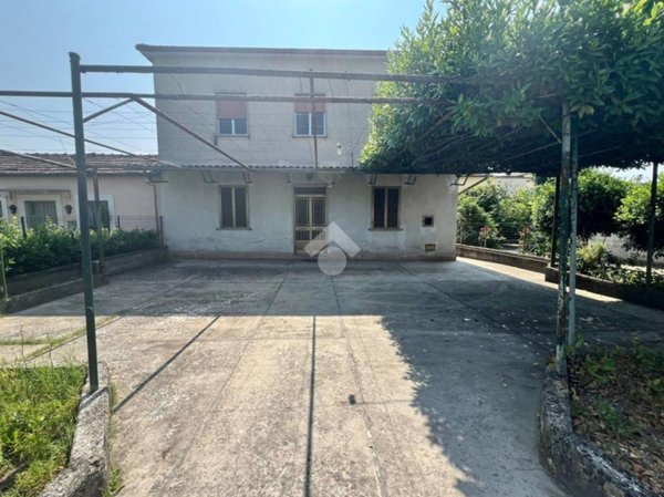 casa indipendente in vendita a Cassino