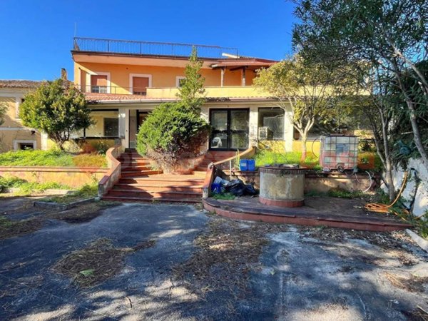 intera palazzina in vendita a Cassino in zona San Michele