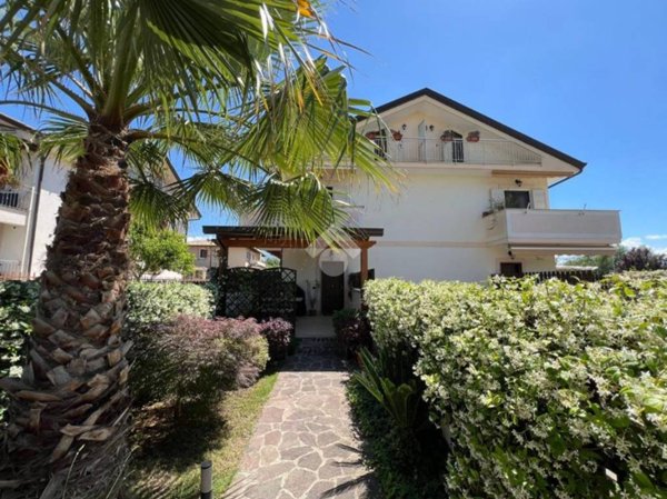 casa indipendente in vendita a Cassino