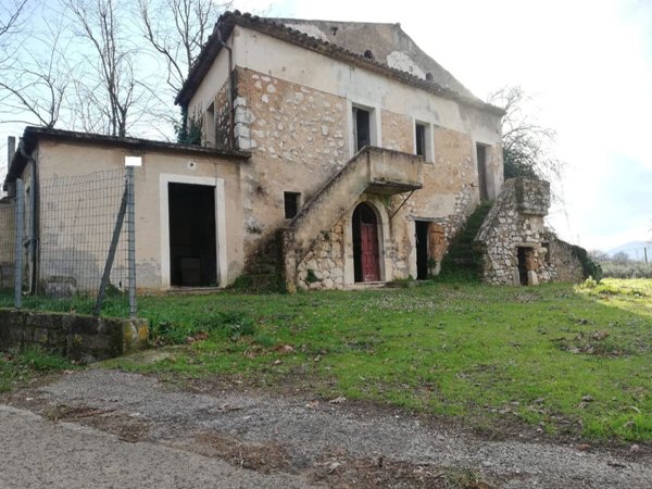 quadrivano in vendita a Cassino