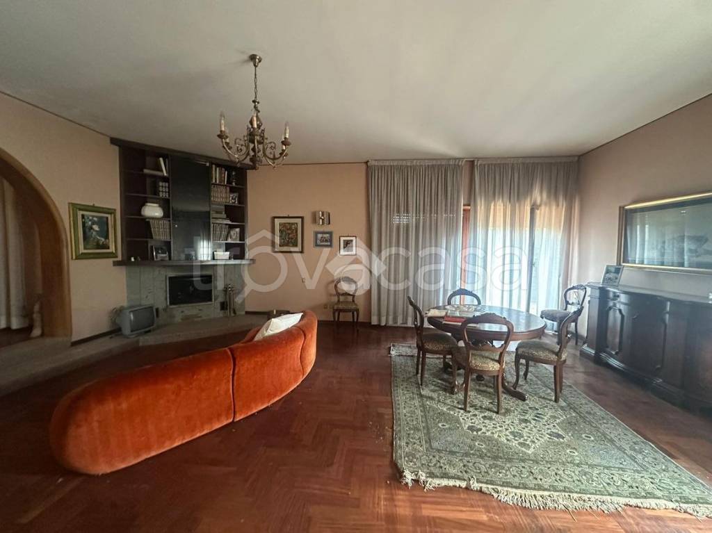 casa indipendente in vendita a Cassino