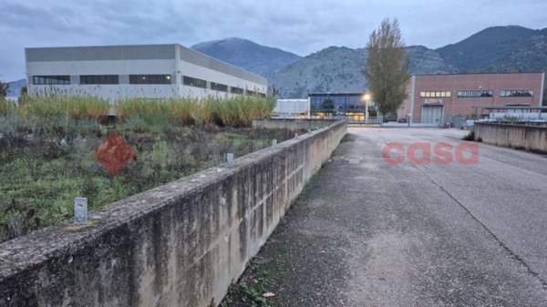 terreno edificabile in vendita a Cassino