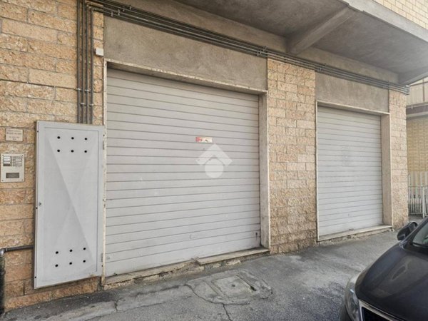 locale commerciale in vendita a Cassino