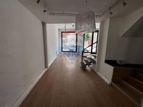 locale commerciale in vendita a Cassino