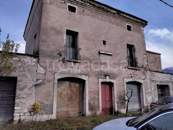 casa indipendente in vendita a Cassino