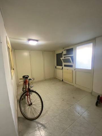 locale commerciale in vendita a Cassino