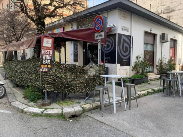 negozio in vendita a Cassino