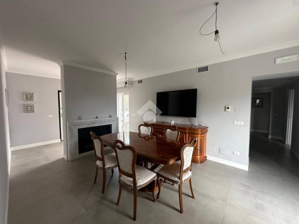 casa indipendente in vendita a Cassino