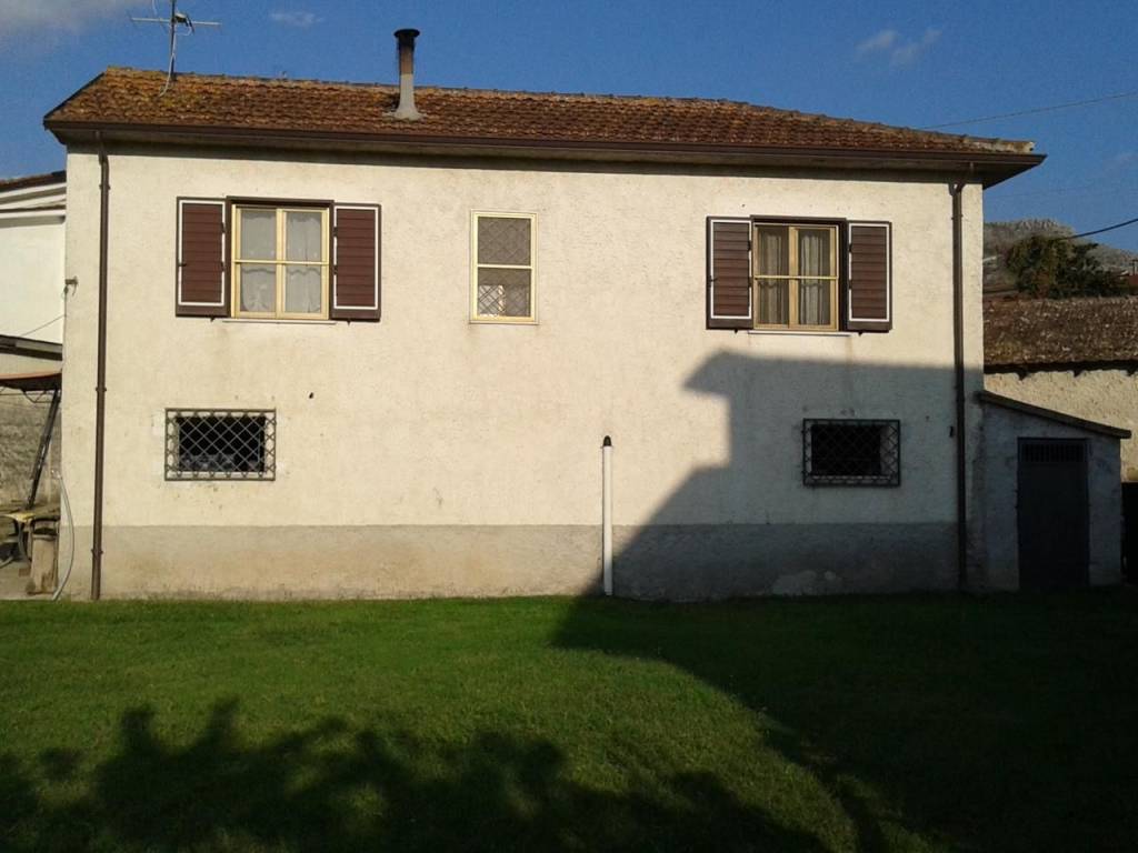 casa indipendente in vendita a Cassino