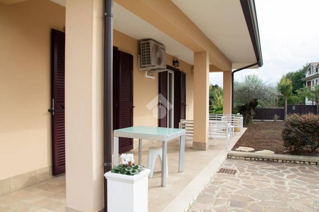 casa indipendente in vendita a Cassino