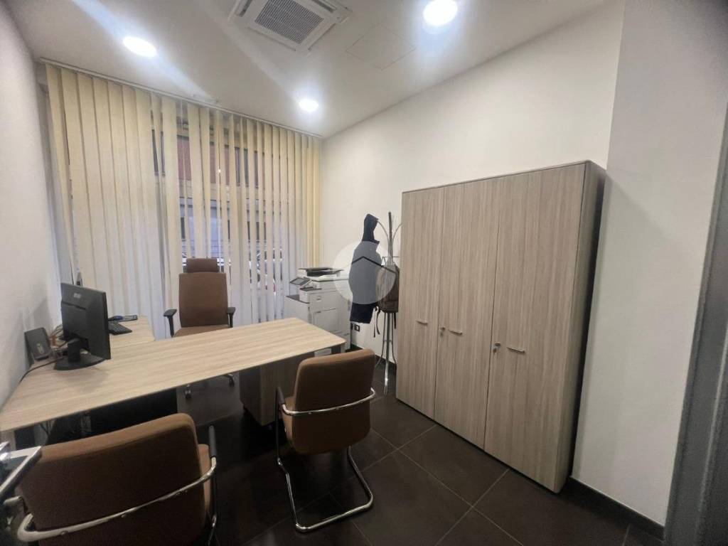 negozio in vendita a Cassino