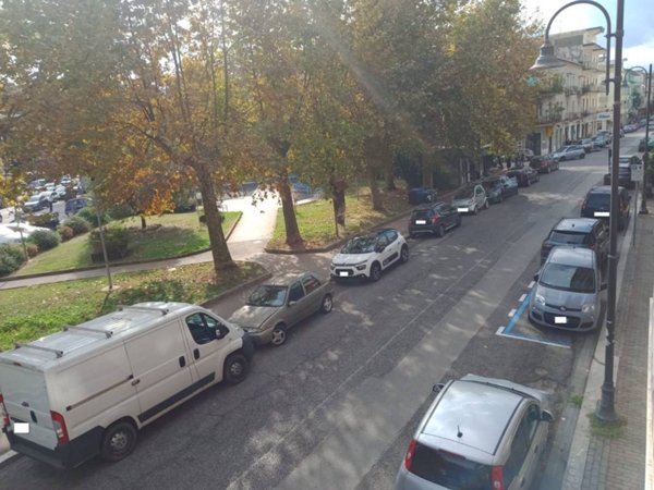 negozio in vendita a Cassino