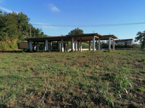 casa indipendente in vendita a Cassino