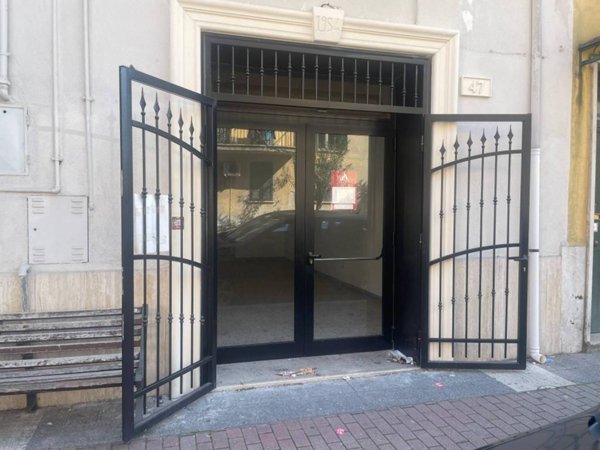 negozio in vendita a Cassino