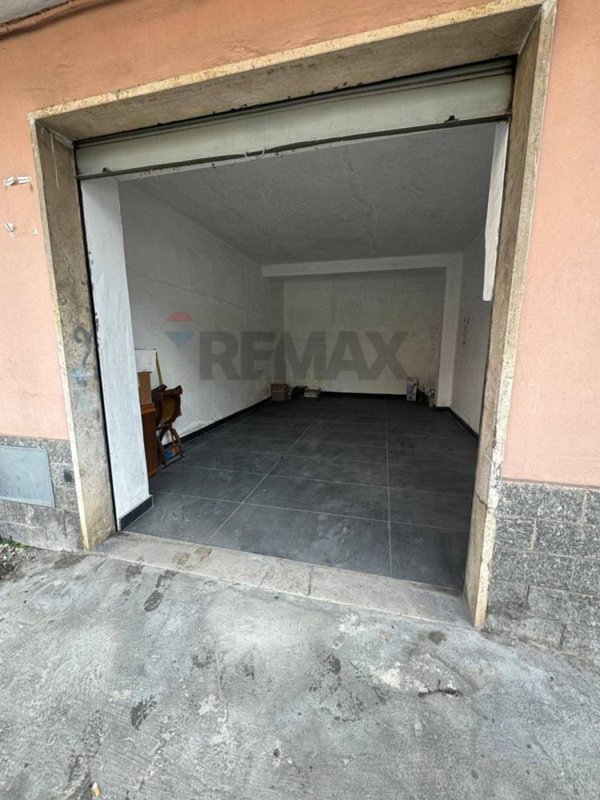 locale commerciale in vendita a Cassino