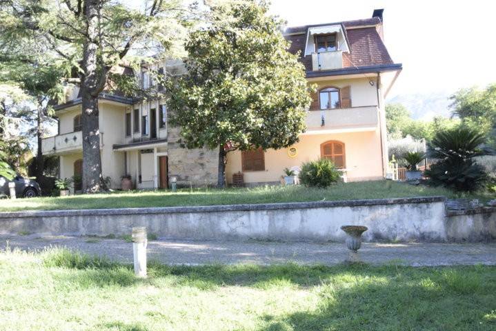 casa indipendente in vendita a Cassino