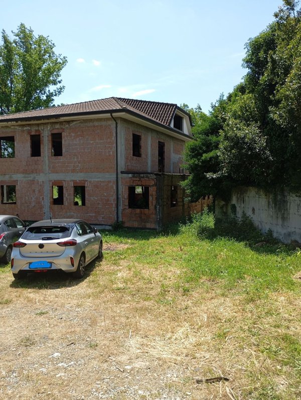 casale in vendita a Cassino