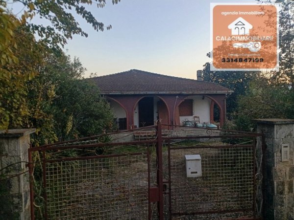 casa indipendente in vendita a Cassino