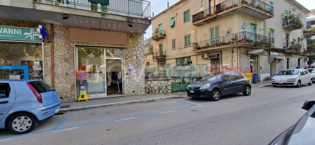 negozio in vendita a Cassino