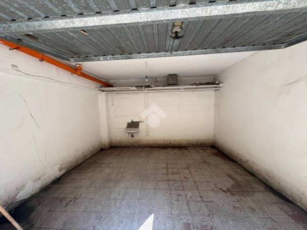 locale di sgombero in vendita a Cassino