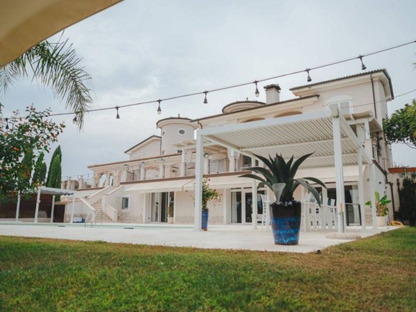 casa indipendente in vendita a Cassino in zona Sant'Angelo in Theodice