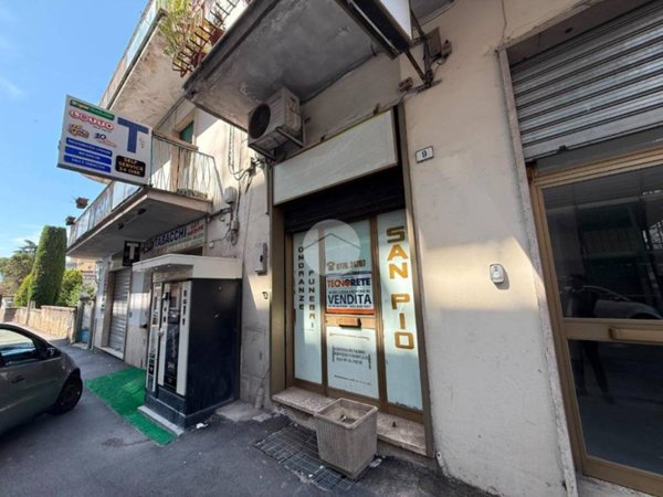 negozio in vendita a Cassino