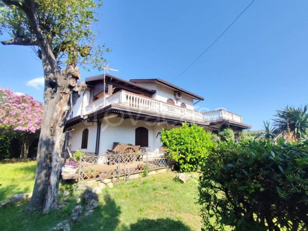 casa indipendente in vendita a Cassino