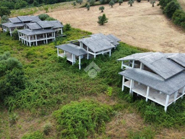 casa indipendente in vendita a Cassino in zona Caira